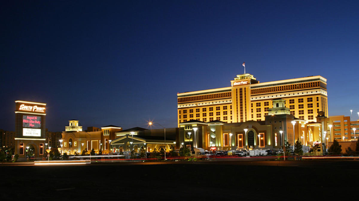 Platinum Casino Hotel